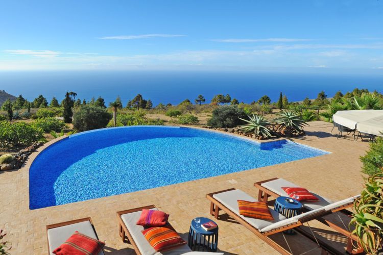 Droomvilla Botanico met overloopzwembad in Puntagorda La Palma