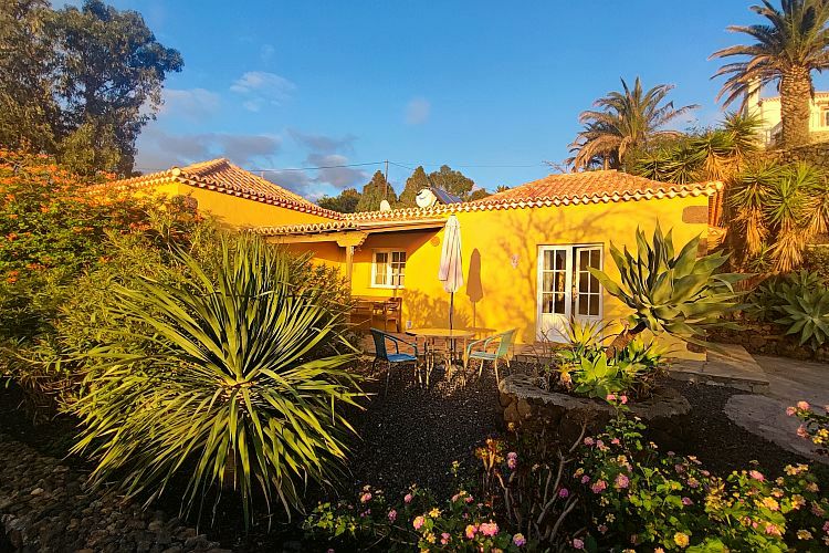 finca casas palmera b, la laguna, tajuya, costa oeste la palma, vistas al mar