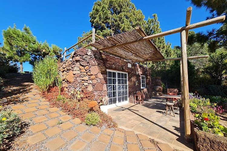 casa los pinos, ferienhäuschen in traumlage, mega aussicht, meerblick, garten & wald, wandern vor der haustür